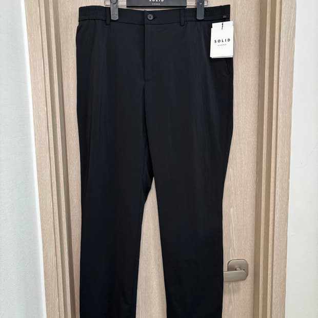 새상품25SS)솔리드옴므 나일론혼방 밴딩팬츠52(36")/블랙