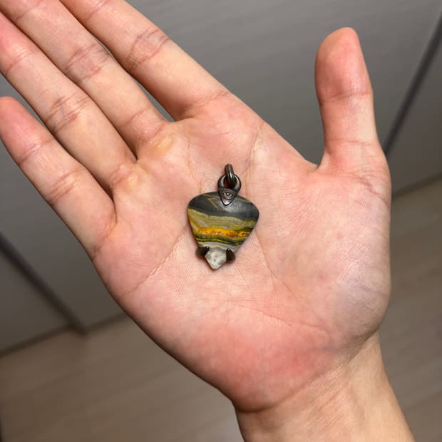 킹크로치 STONE PICK PENDANT