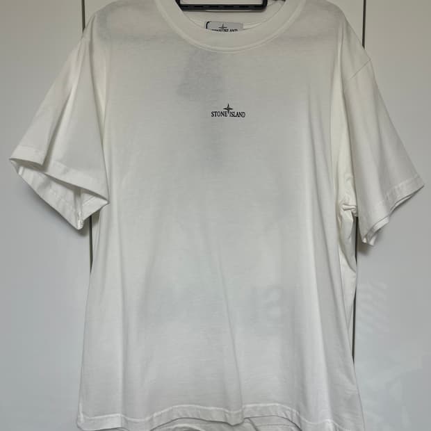 스톤아일랜드화이트반팔 티셔츠