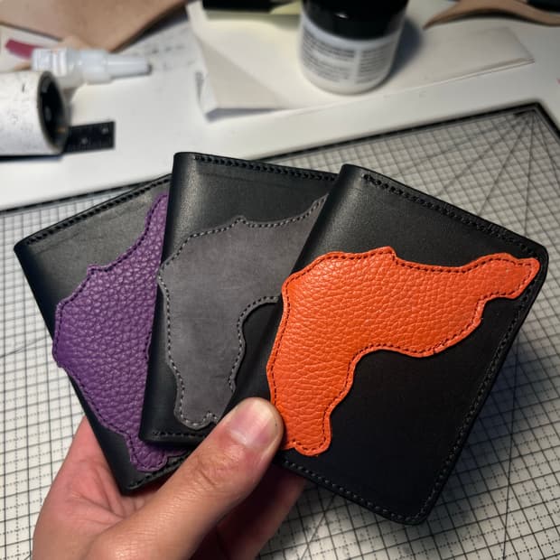 Wing bone wallet