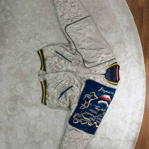 캐피탈 필로우 봄버 4사이즈