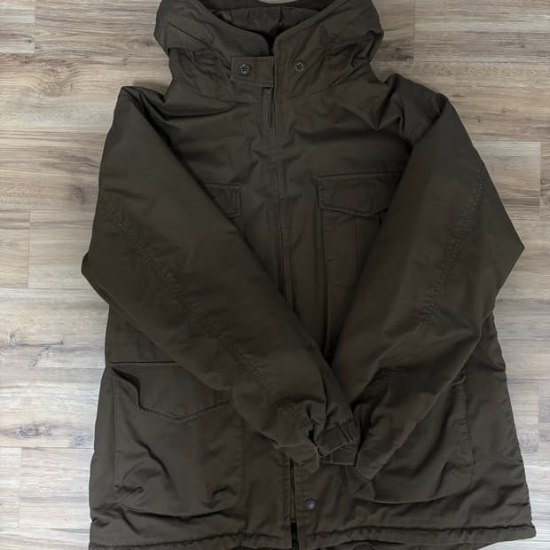 UNIQLO x 엔지니어드 가먼츠 퍼프테크 유틸리티 자켓