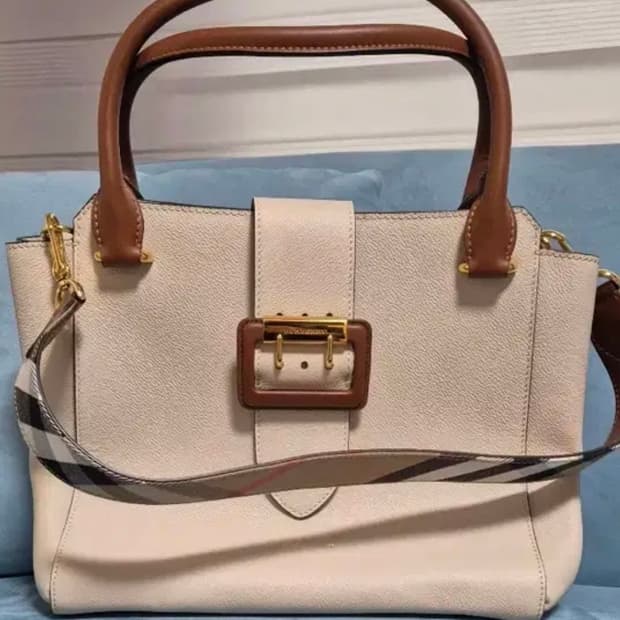 (새상품) 버버리 토트백