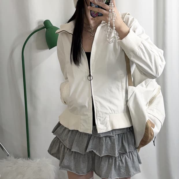 푸마 화이트 빅 카라 투웨이 집업 자켓