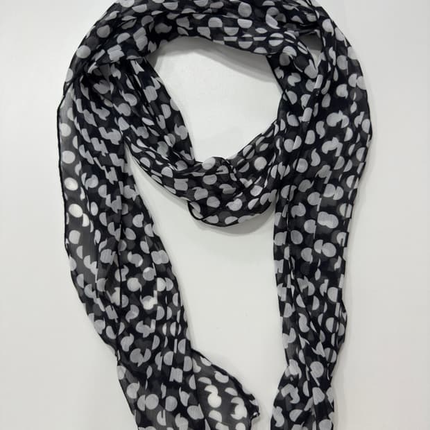 dot scarf 