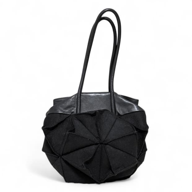 자우 by 센소유니코 변형 핸드백  꼼데가르송 스타일