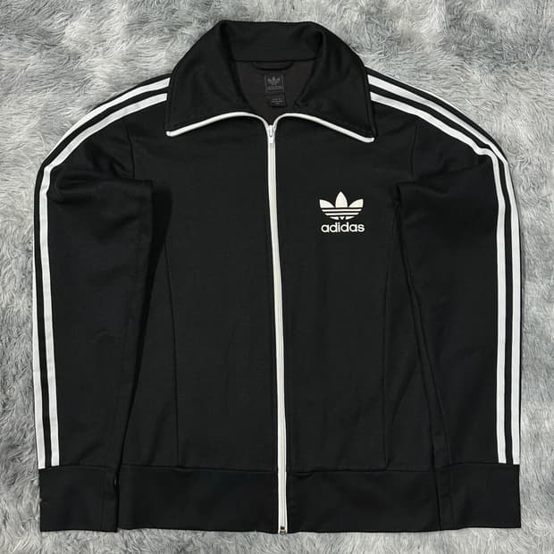 아디다스 유로파 블랙 트랙탑 m