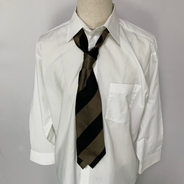 구찌 사선 스트라이프 줄무늬 볼드 실크 넥타이 블랙 골드 이태리 빈티지