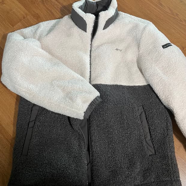 루이까스텔 리버시블 양면 뽀글이 점퍼 100사이즈