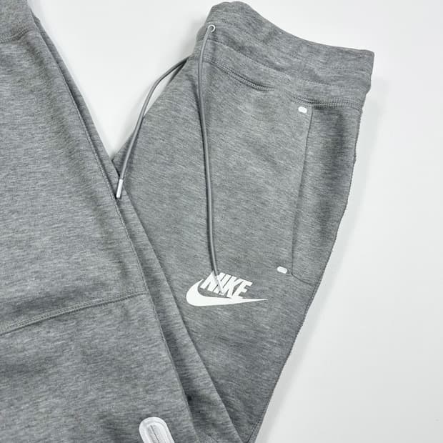 나이키 퓨추라 그레이 조거팬츠 (S 여성추천)