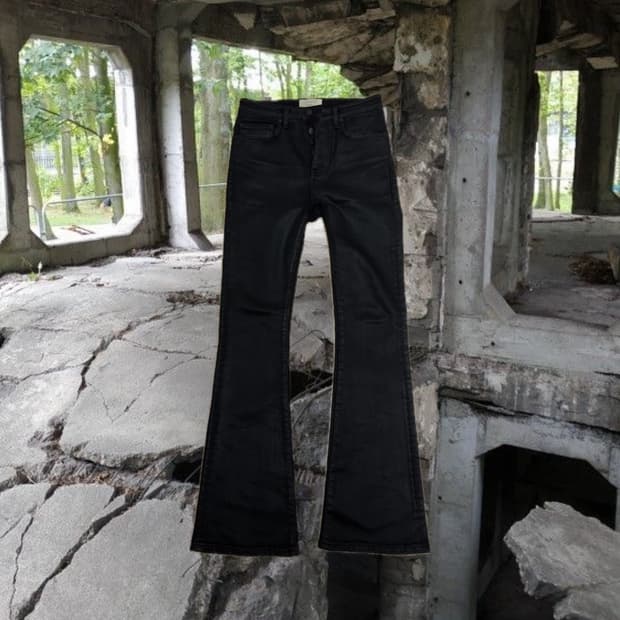 UNDERMYCAR MU WAX COATED FALRE JEAN