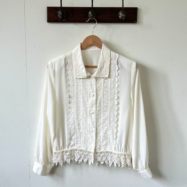 Japan vtg 화이트 레이온 블라우스