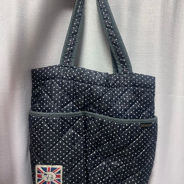 라벤헴 퀼팅 도트 숄더백