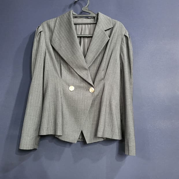 카라 더블 스트라이프 자켓(새상품)