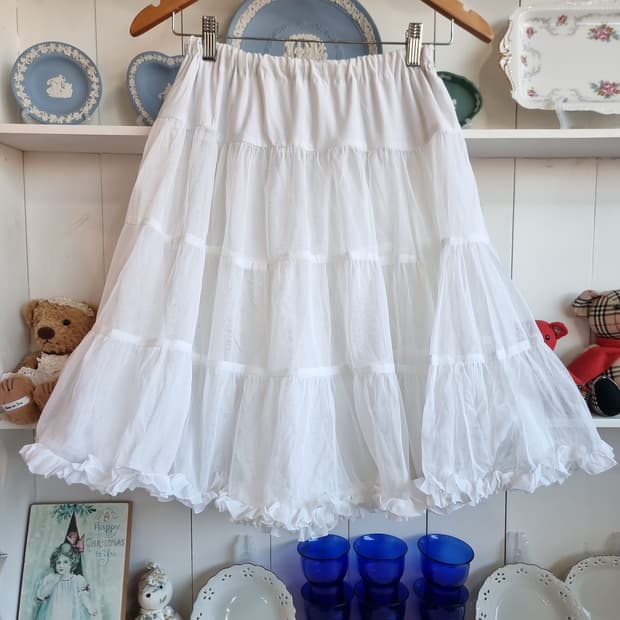 화이트 캉캉 페티코트 스커트