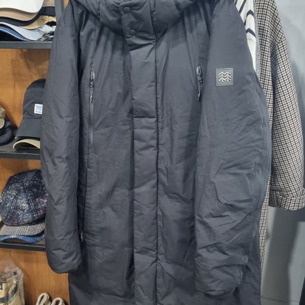 코오롱스포츠 거위털 롱패딩 블랙 100~105size 상태10/8