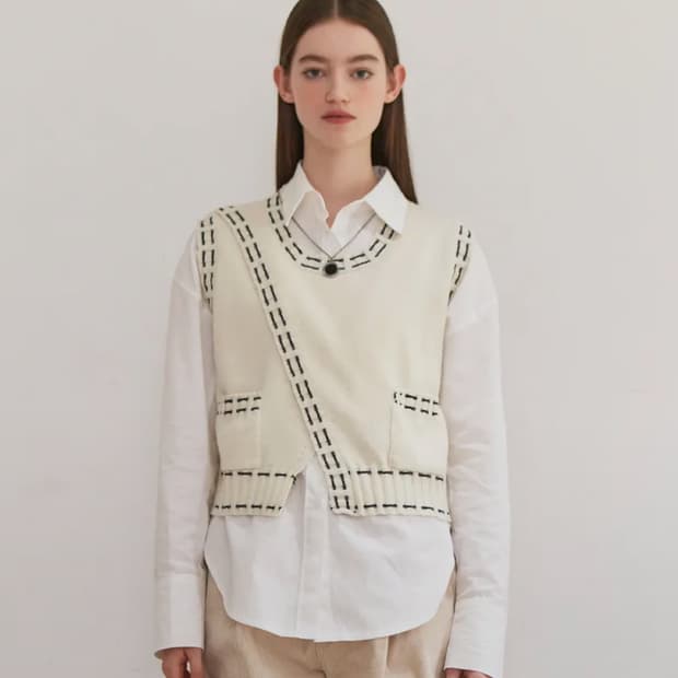 바이탈싸인 램스울 스티치 니트 조끼 (새상품)