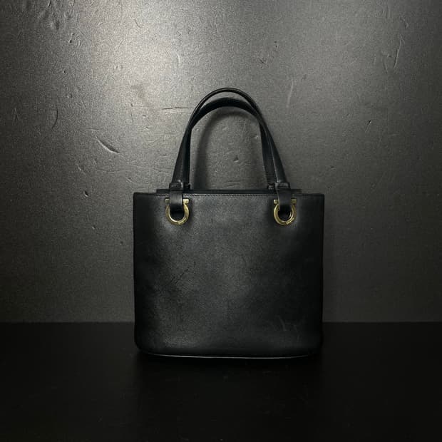 살바토레 페라가모 사피아노 간치니 스퀘어 토트백