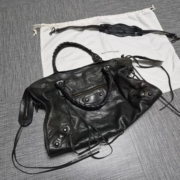 발렌시아가 모터백 미디움 모터 시티백 미듐 토트백 숄더백