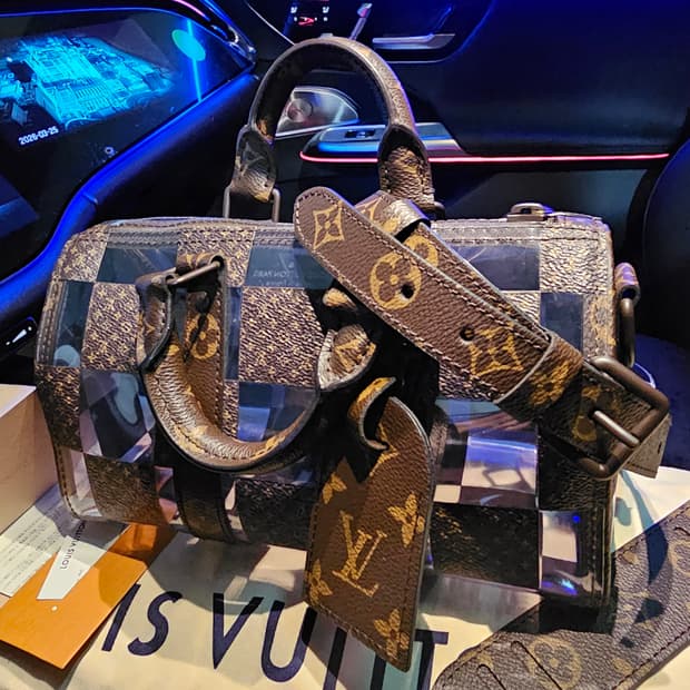 루이비통 버질아블로 투명 다미에 모노그램 키폴25 크로스백