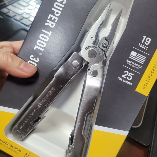 레더맨 슈퍼툴 300