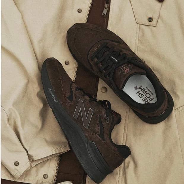 뉴발란스 880 V7 브라운 MW880BD7 사이즈 270