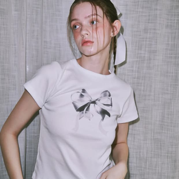 론론 리본 티셔츠