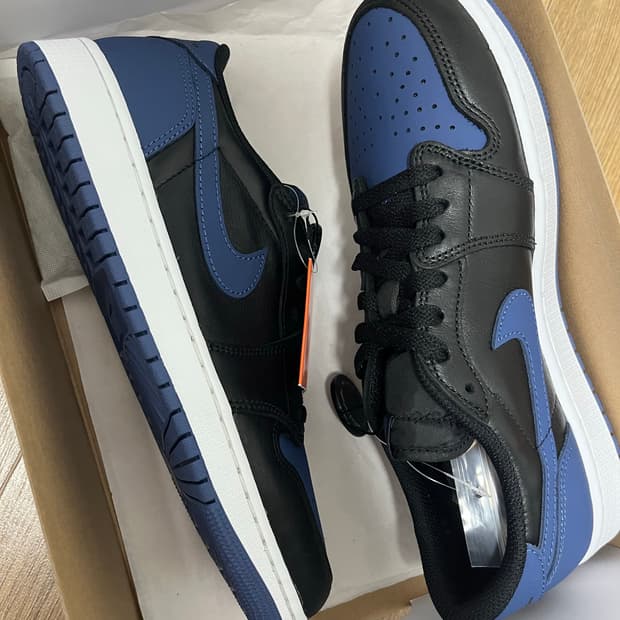 Jordan 1 Retro Low OG Mystic Navy