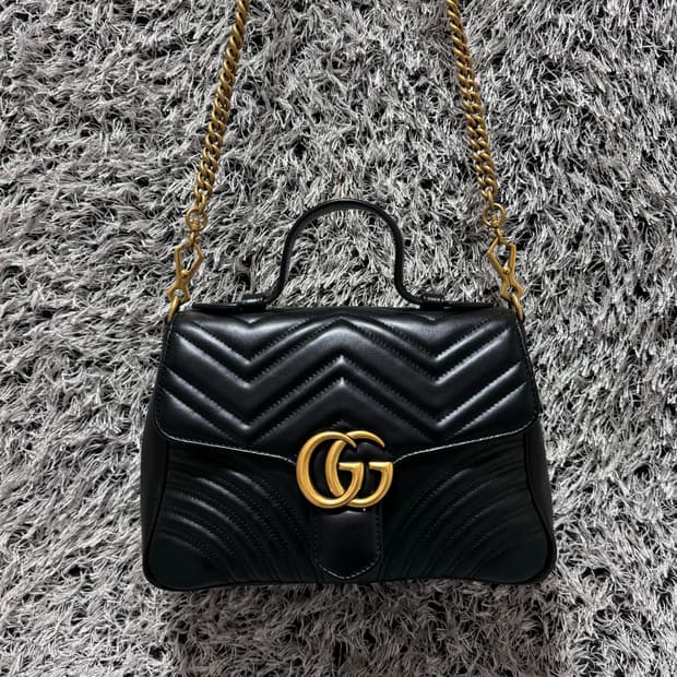 구찌 GG 마몬트 마틀라세 탑 핸들백 스몰