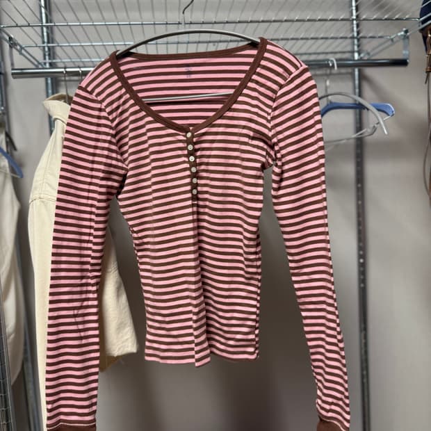 Brandy melville 브랜디 멜빌 티셔츠