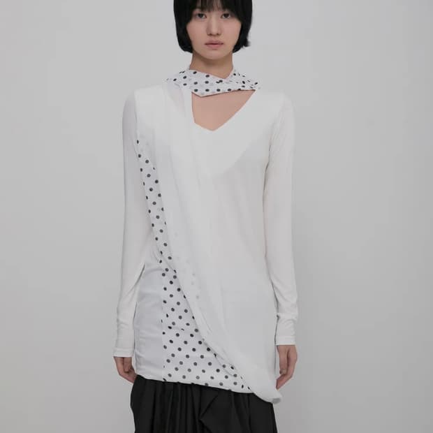 플레어업 Layered Dot Scarf Long Sleeve