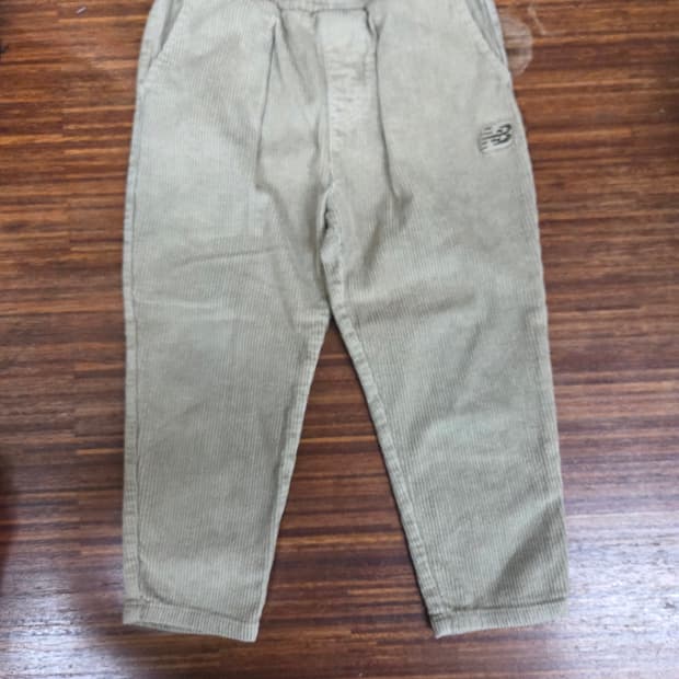 뉴발란스 키즈 핀턱 코듀로이 밴딩팬츠 130