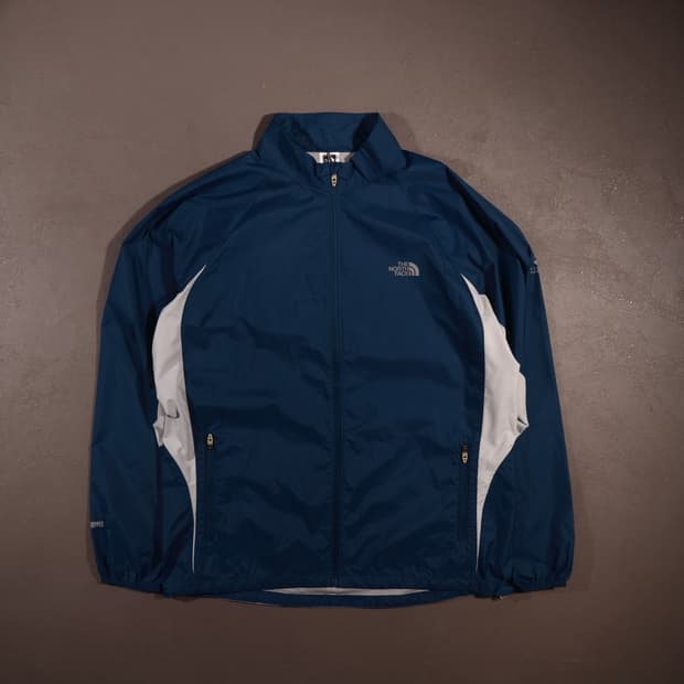 노스페이스 플라이트 시리즈 바람막이