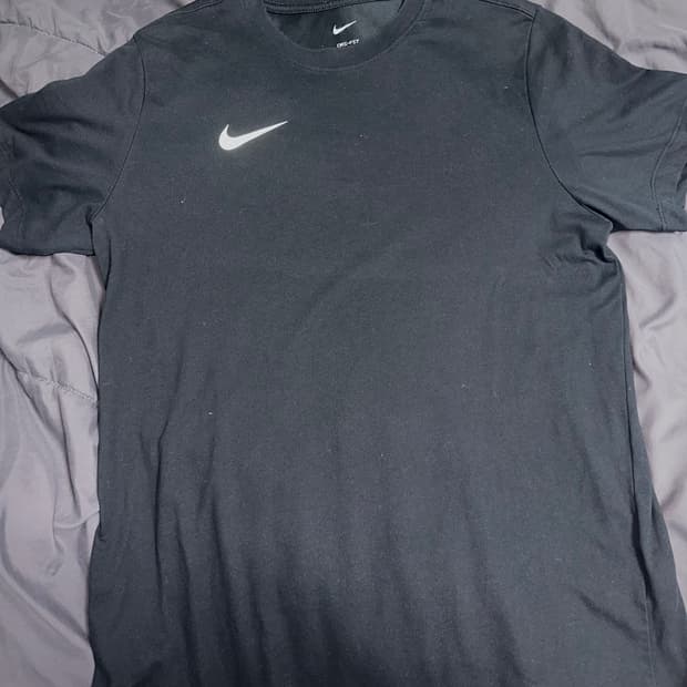 나이키 드라이핏 반팔 티셔츠 L 블랙