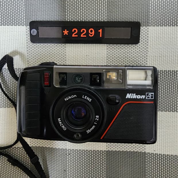니콘 AF 3 필름카메라