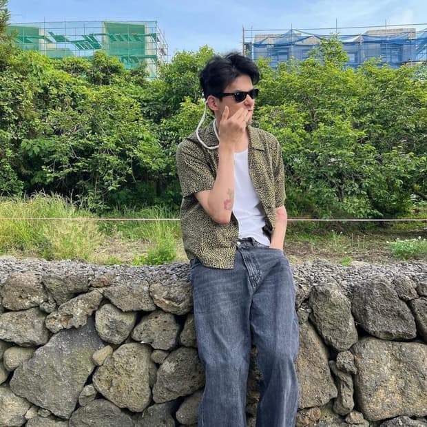 입생로랑 레오파드 셔츠