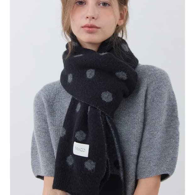 (새상품) 도트 니트 머플러