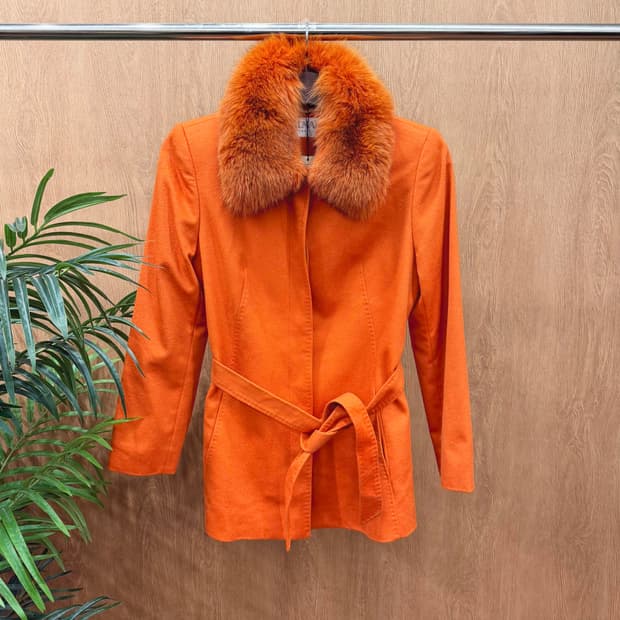 발망 하프 싱글 코트 퍼 트리밍 벨트 스트랩 디테일 슬림핏 오렌지