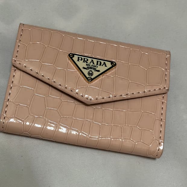 프라다 연핑크 카드지갑