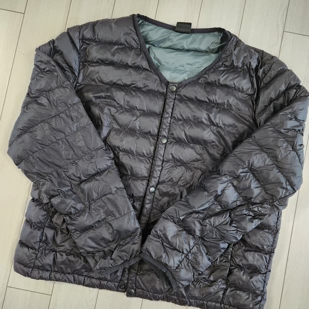 falls creek 경량패딩 사이즈100(L)

코트 입을때나 이너로 