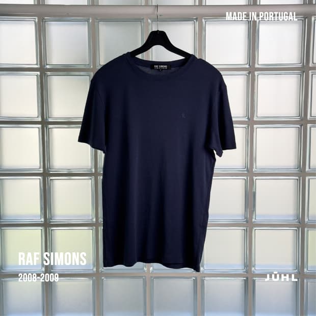 08-09 R Logo Crew Neck T-Shirt