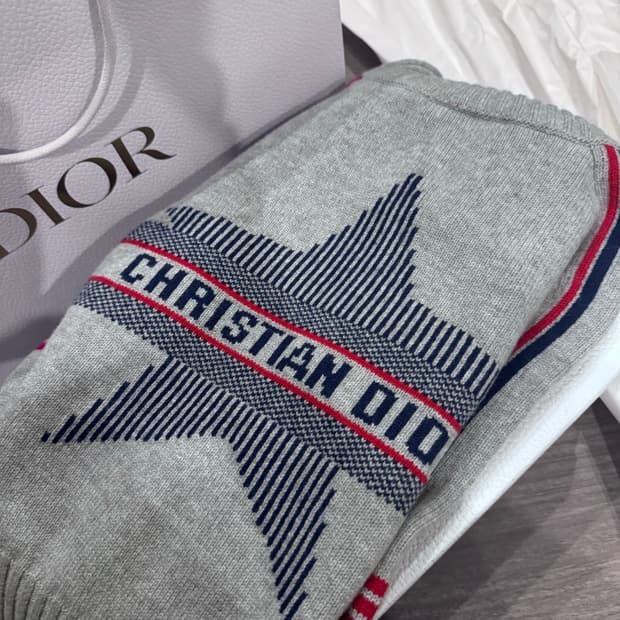 디올 캐시미어 니트집업 (그레이)