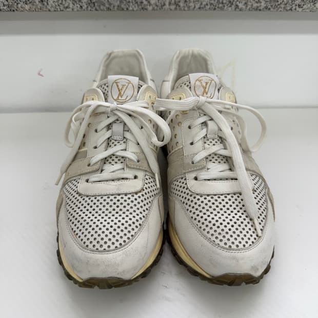 정품) 루이비통 여성 런어웨이 스니커즈 38.5