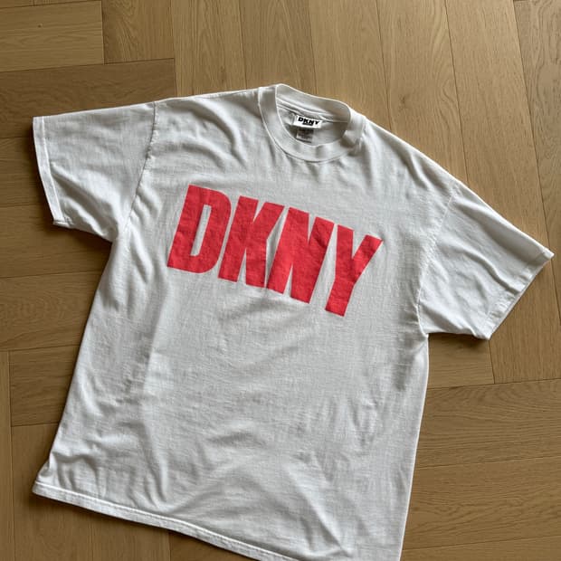빈티지 DKNY 로고티셔츠