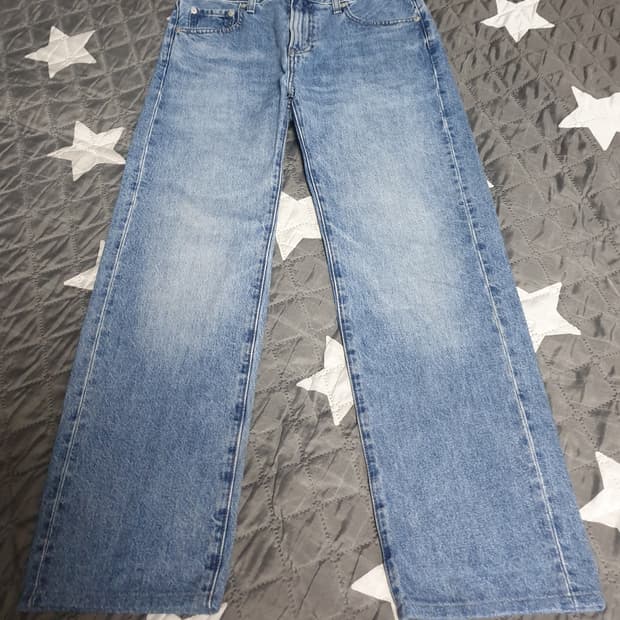 유니클로 레귤러핏 워싱 데님팬츠 중청 (30)