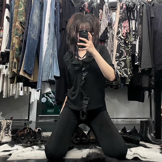 도트 프릴 패턴 6부 티셔츠