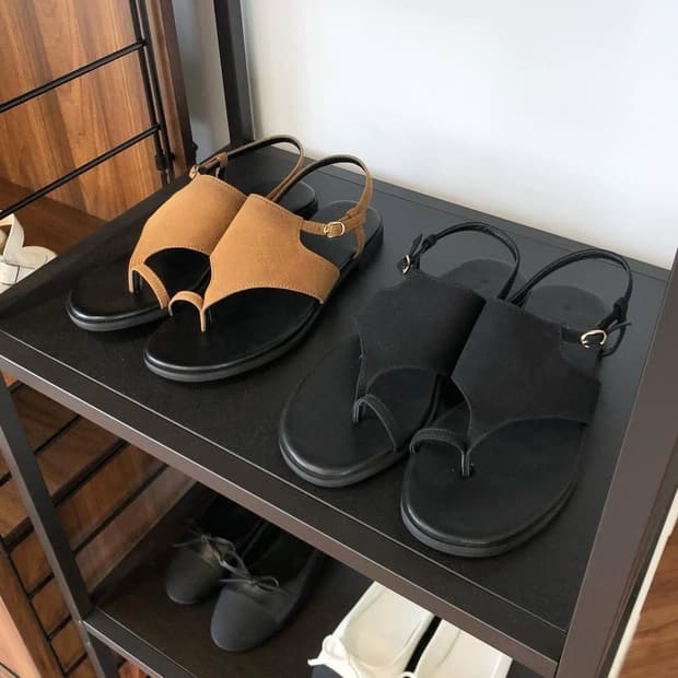 스웨이드 샌들