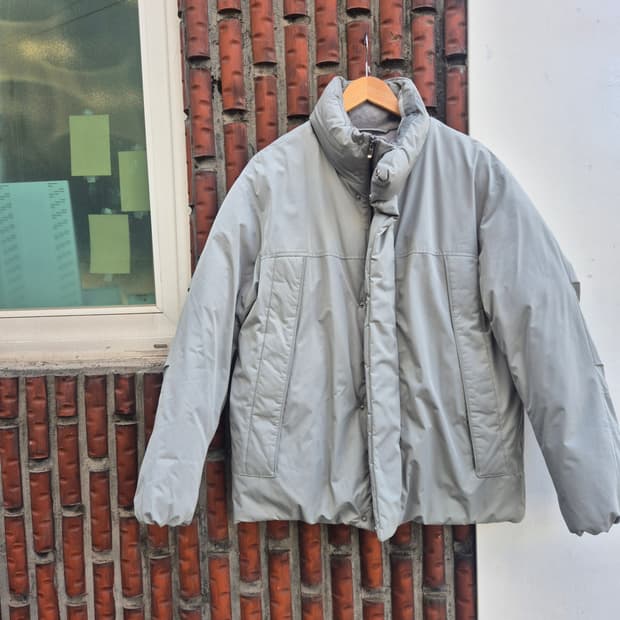 지오지아 INCITY DAILY TECH SYSTEM 패딩 105사이즈