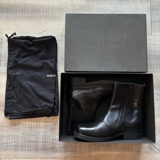 [40] 아워레가시 카미온 부츠 블랙