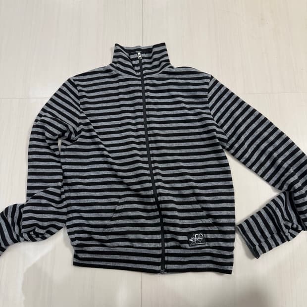 스컬프터 스트라이프 집업